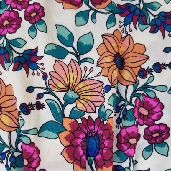 Living Doll Tank NEW WITH TAGS - Picture 3 of 3